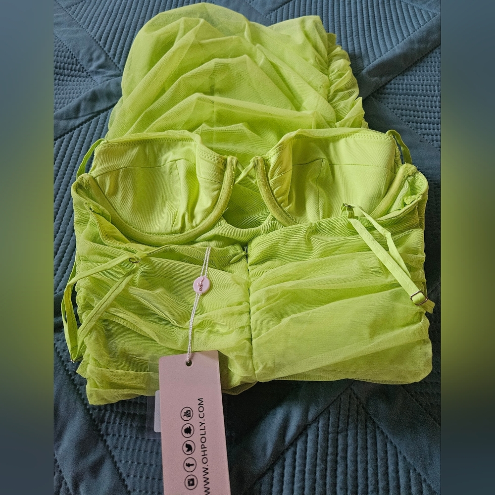 Oh Polly Lime Green Ruched Dress size 4 US - Picture 4 of 6